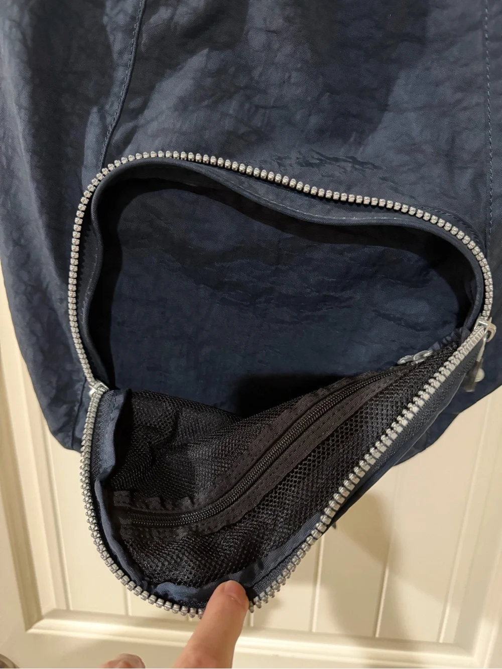 Kipling backpack. - Picture 4 of 6